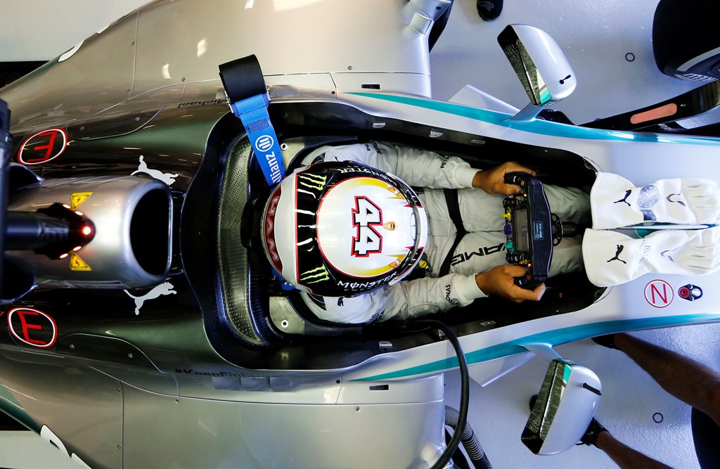 Lewis Hamilton var bedst til sidst - og hentede årets første pole position
(Foto: Daimler Chrysler)